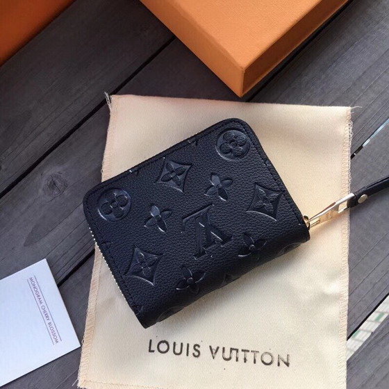 lu wallet-067